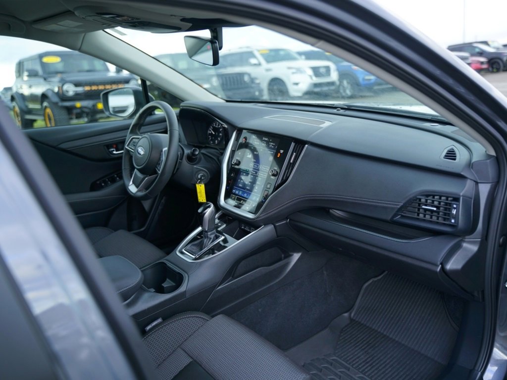 Used 2025 Subaru Outback Premium w/ Popular Package #1A image 20