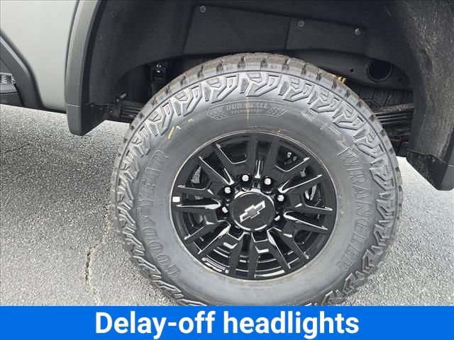 New 2026 Chevrolet Silverado 2500 ZR2 w/ LPO, Dark Essentials Package image 30