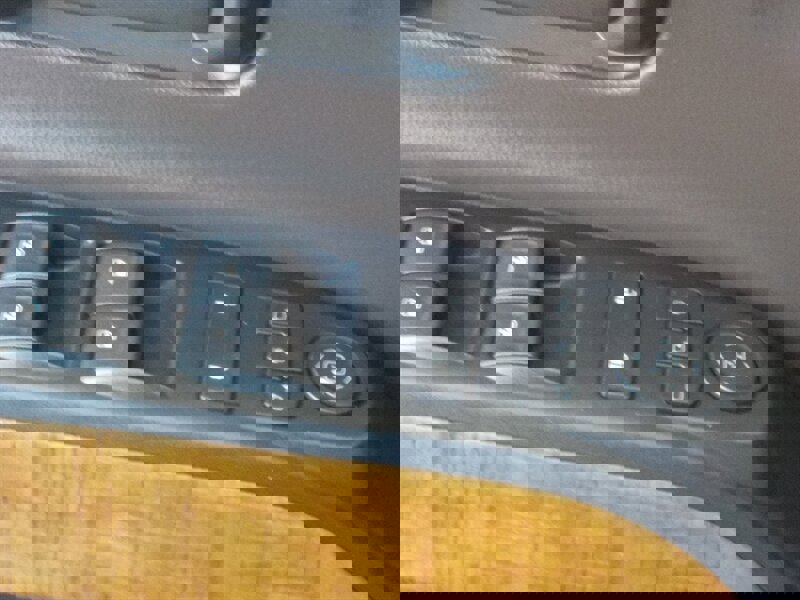 Used 2018 GMC Sierra 1500 SLT image 28