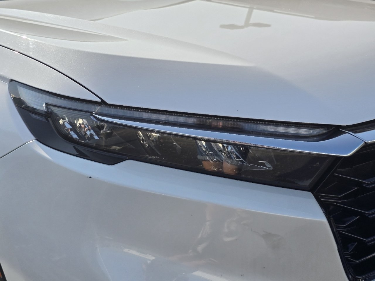 Used 2025 Honda CR-V EX-L image 19