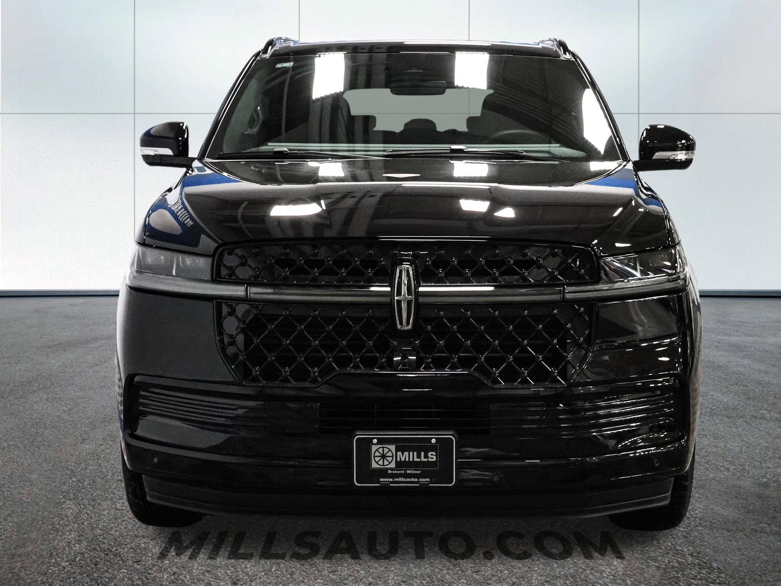 New 2026 Lincoln Navigator L Reserve w/ Jet Appearance Package image 12