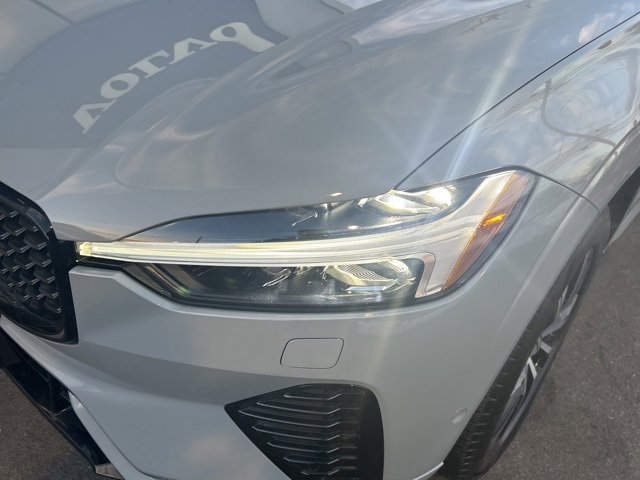 Certified 2025 Volvo XC60 B5 Plus image 8