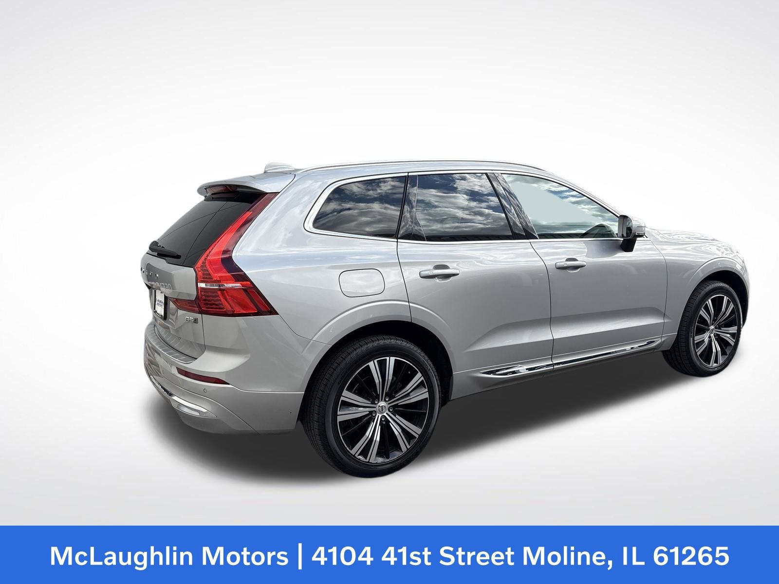 Certified 2022 Volvo XC60 B5 Inscription w/ Climate Package image 5