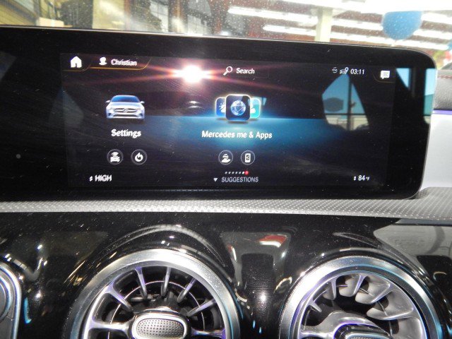 Used 2023 Mercedes-Benz CLA 250 4MATIC image 30