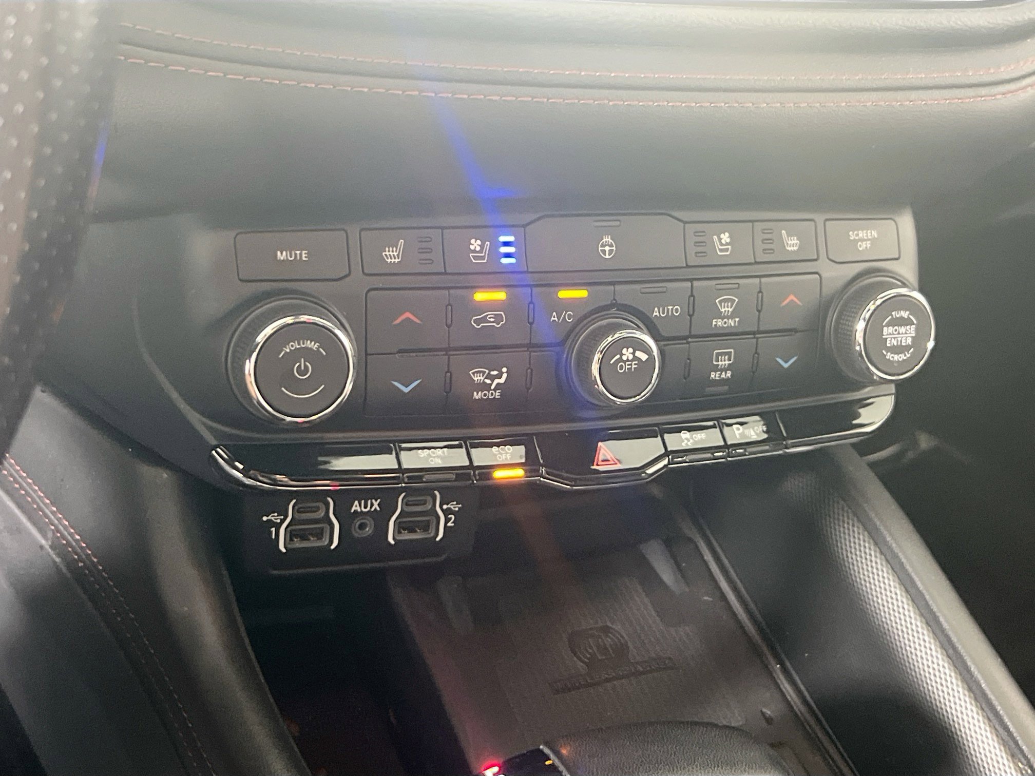 Used 2022 Dodge Durango R/T w/ Blacktop Package image 16