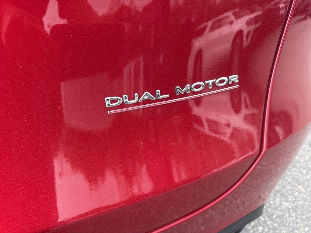 Used 2022 Tesla Model Y Performance image 33