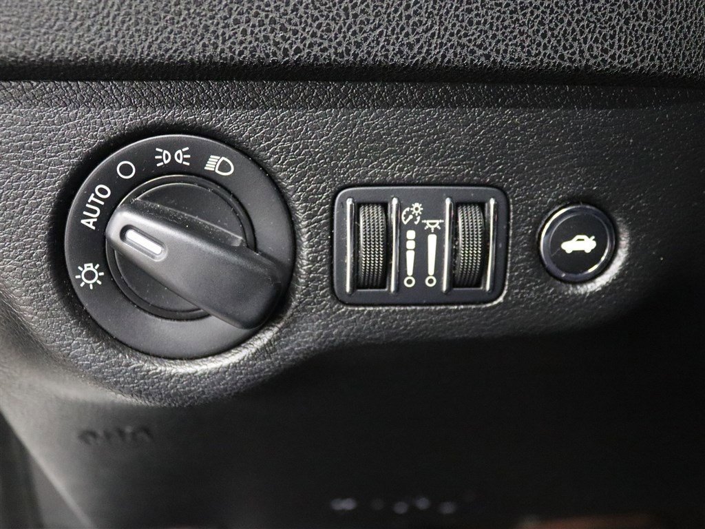 Used 2023 Dodge Charger GT image 35