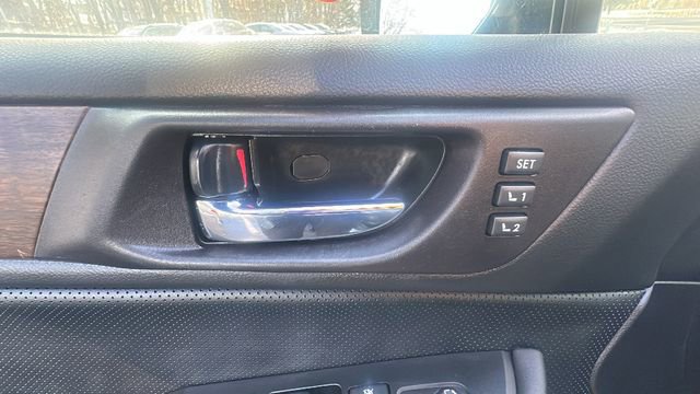 Used 2017 Subaru Outback 2.5i Limited image 25