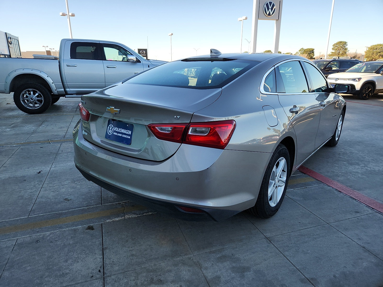 Used 2024 Chevrolet Malibu LT image 7