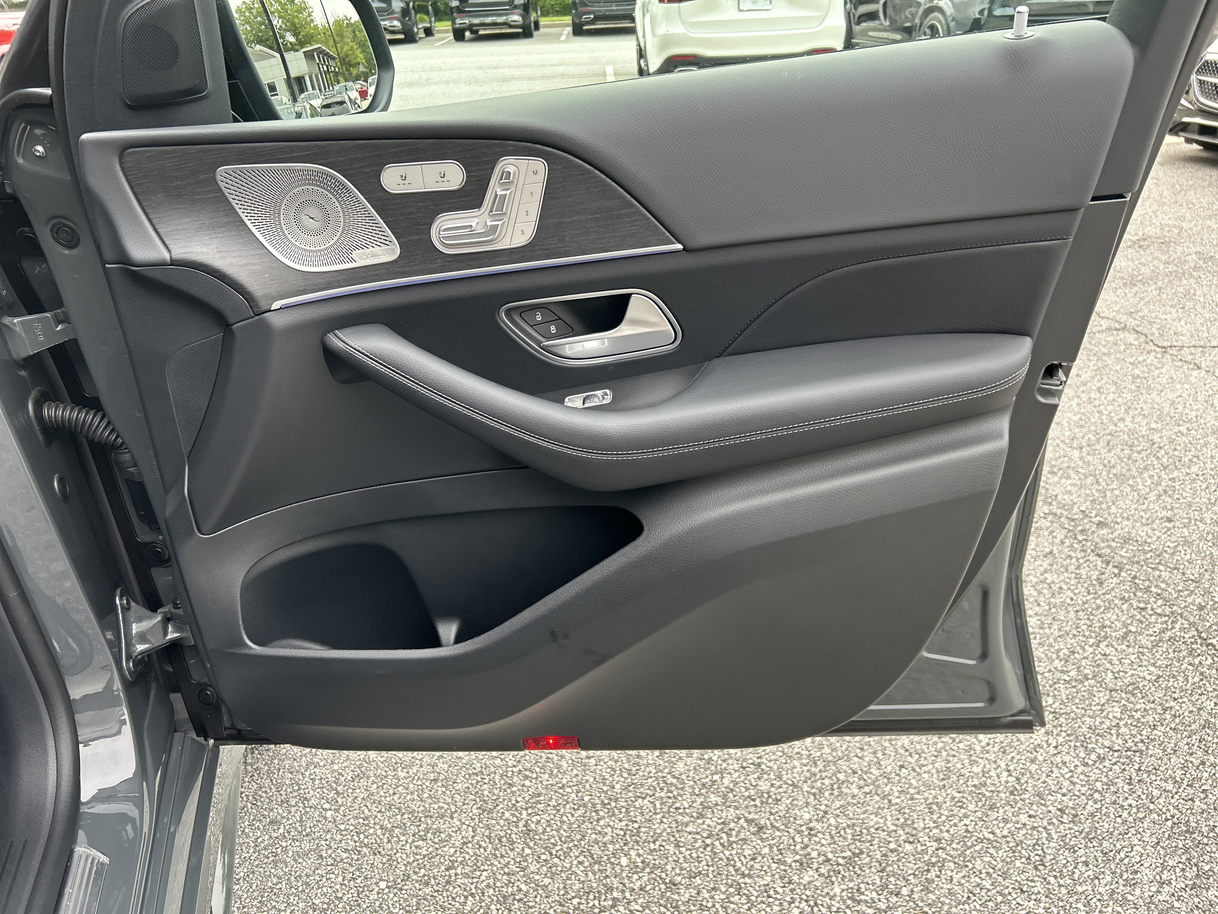 Certified 2026 Mercedes-Benz GLS 450 4MATIC image 50