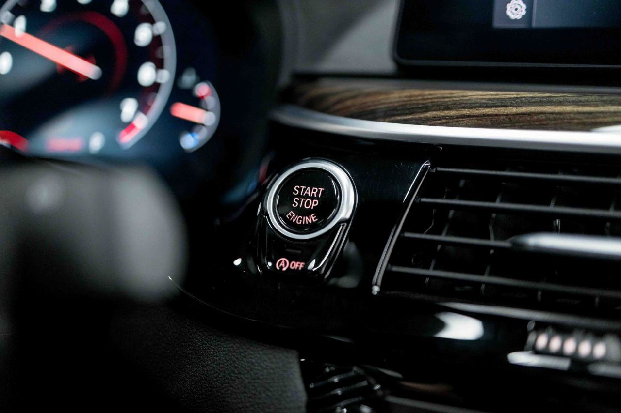 Used 2019 BMW 540i w/ M Sport Package RWD image 85