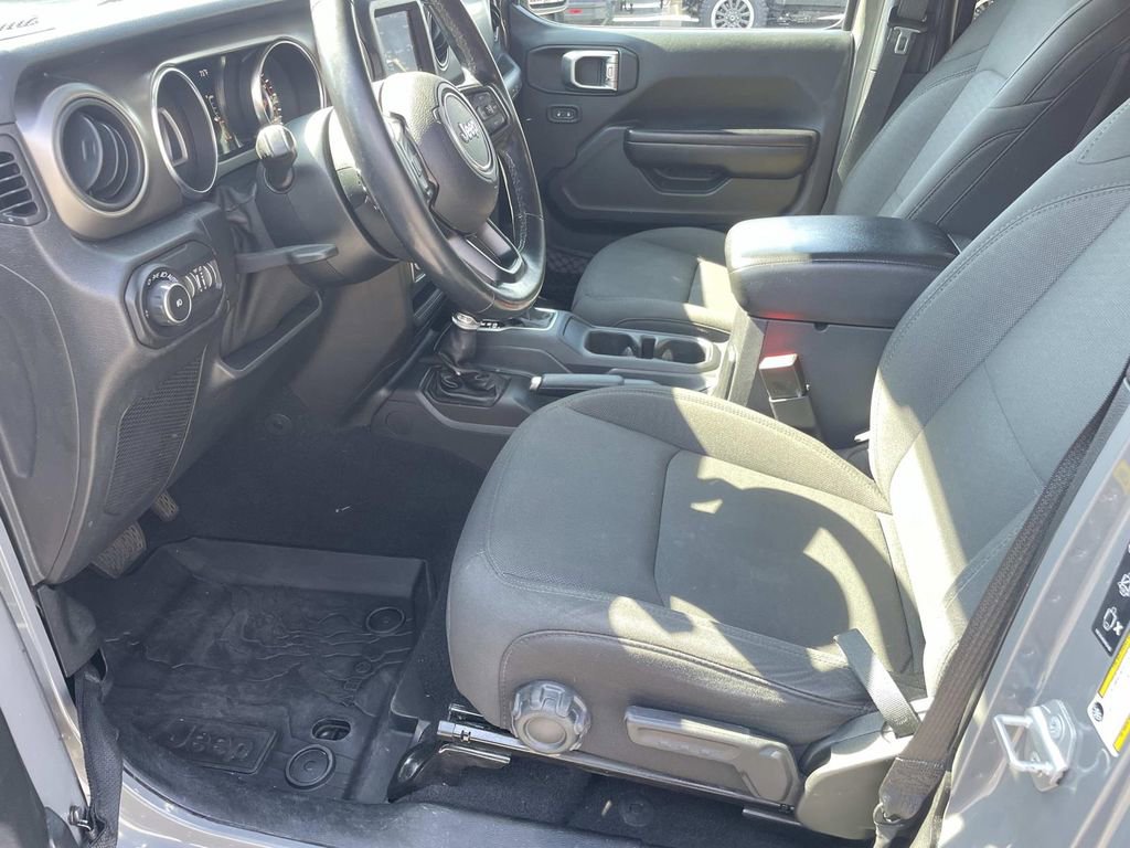 Used 2020 Jeep Wrangler Unlimited Sport image 13