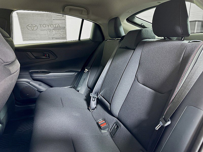 New 2026 Toyota Prius Plug-In Hybrid image 8