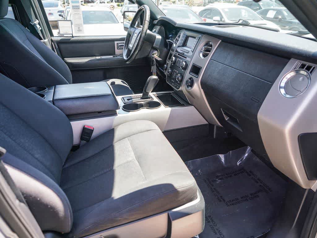 Used 2017 Ford Expedition EL XLT AWD/4WD image 15