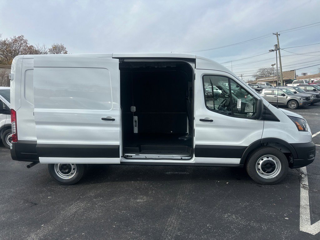 New 2026 Ford Transit 250 148 Medium Roof w/ Load Area Protection Package image 6