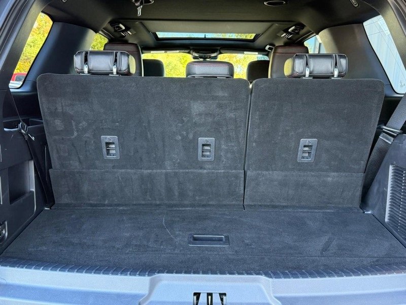 Certified 2022 Ford Expedition Limited image 5