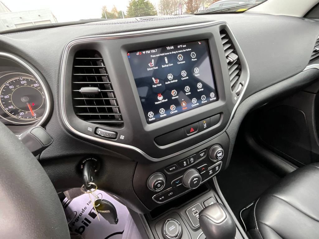 Used 2022 Jeep Cherokee Latitude w/ Sun & Sound Group image 45