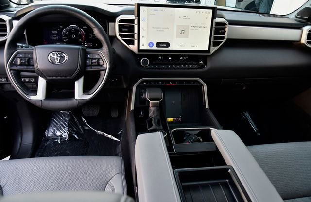 Used 2025 Toyota Tundra Limited image 16