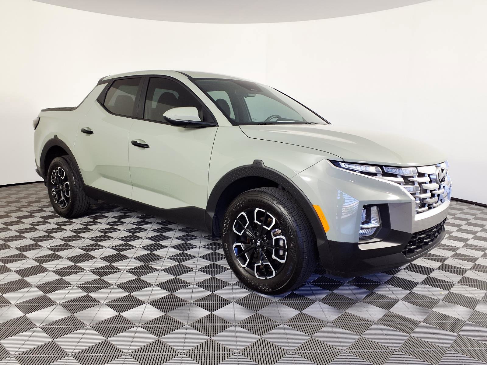 Certified 2023 Hyundai Santa Cruz SE image 3