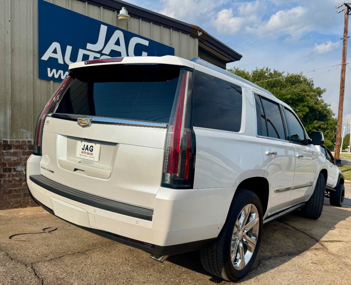 Used 2016 Cadillac Escalade Premium AWD/4WD image 7