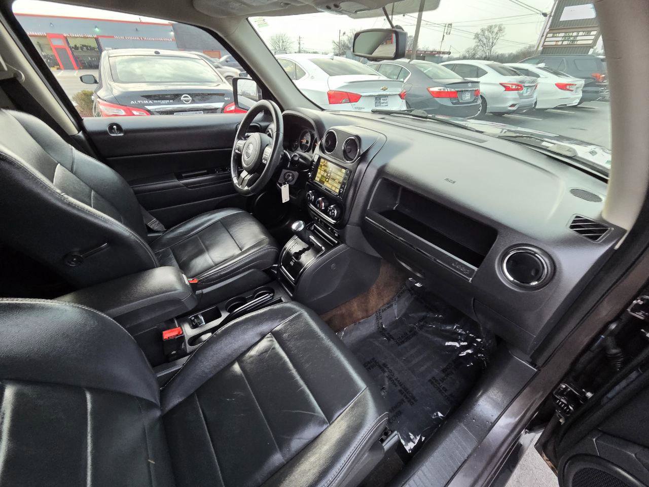 Used 2015 Jeep Patriot High Altitude image 19
