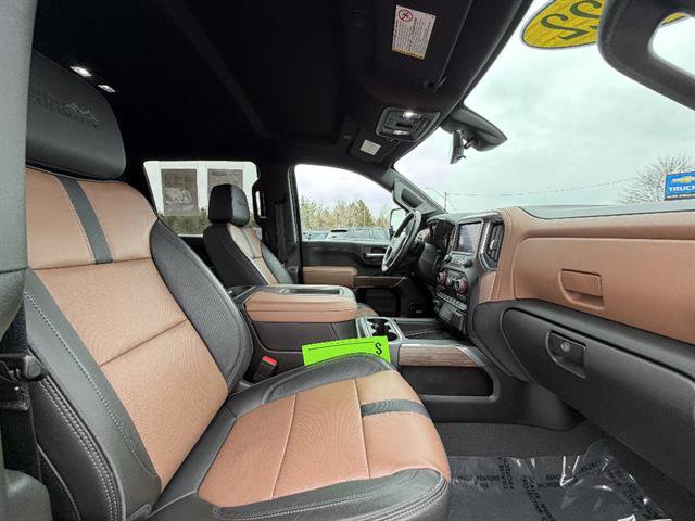 Used 2022 Chevrolet Silverado 3500 High Country image 23