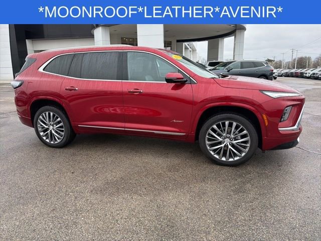 Used 2025 Buick Enclave Avenir AWD/4WD image 17