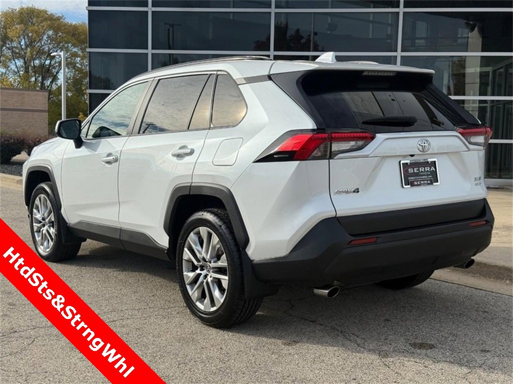 Used 2023 Toyota RAV4 XLE Premium image 6