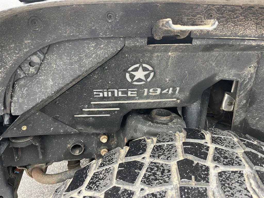 Used 2016 Jeep Wrangler Sport image 3