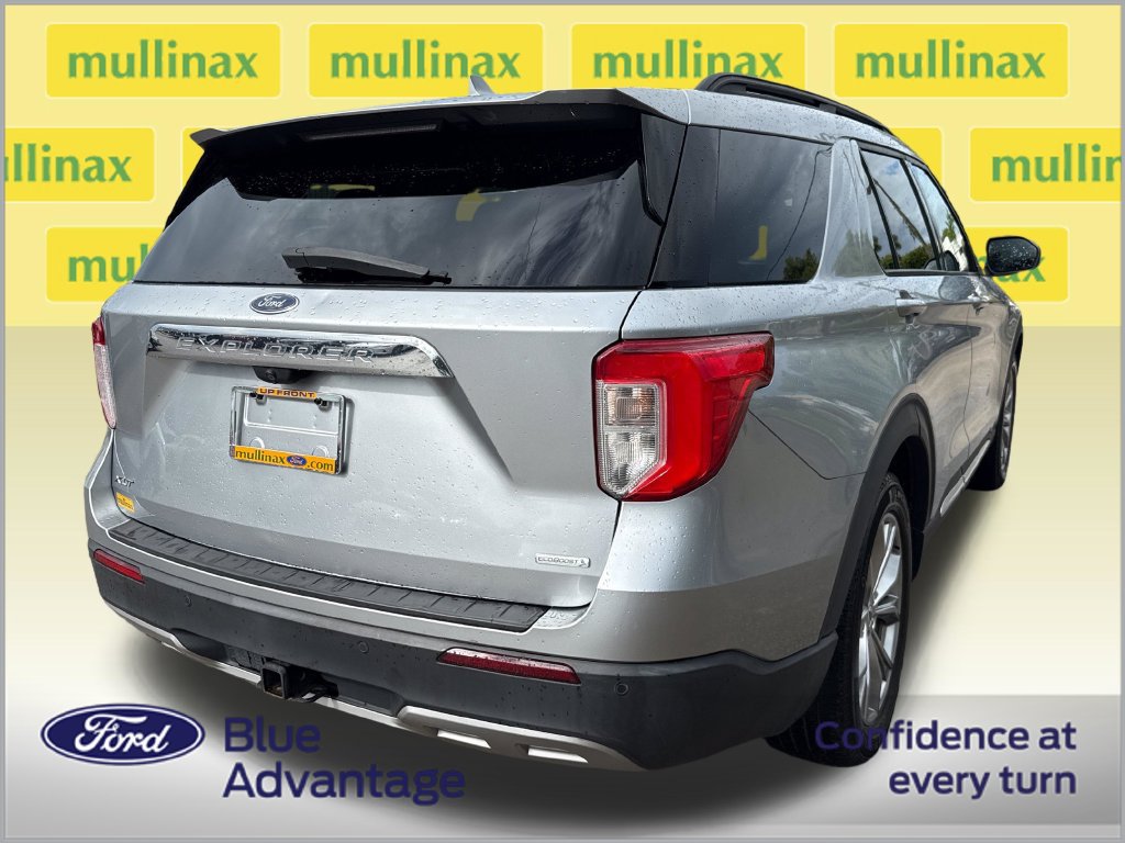Used 2020 Ford Explorer XLT w/ Equipment Group 202A RWD image 4