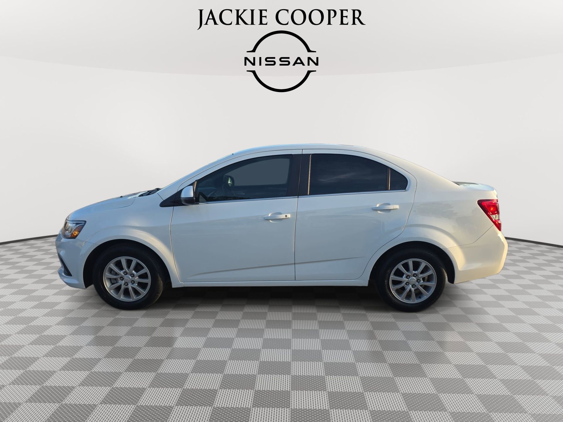 Used 2020 Chevrolet Sonic LT FWD image 8