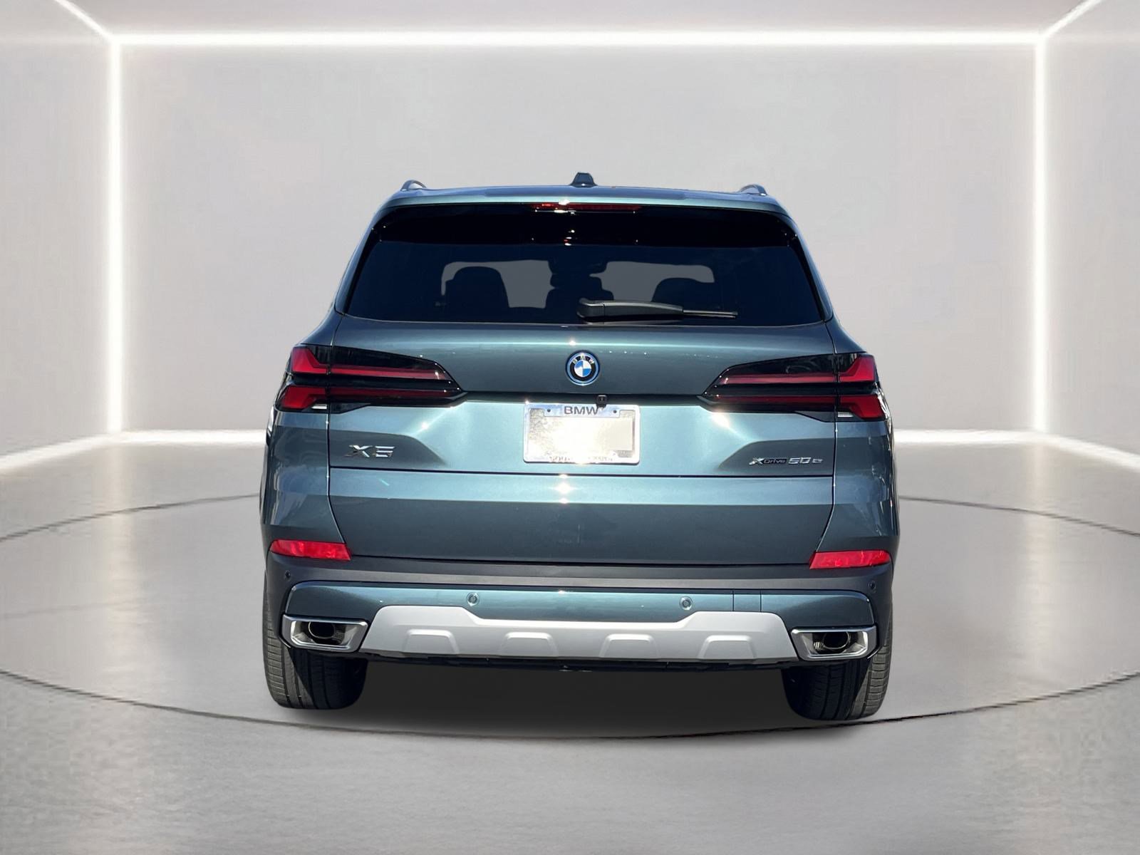 New 2026 BMW X5 xDrive50e w/ Climate Comfort Package AWD/4WD image 27