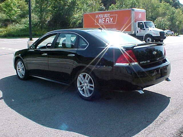 Used 2012 Chevrolet Impala LTZ FWD image 39