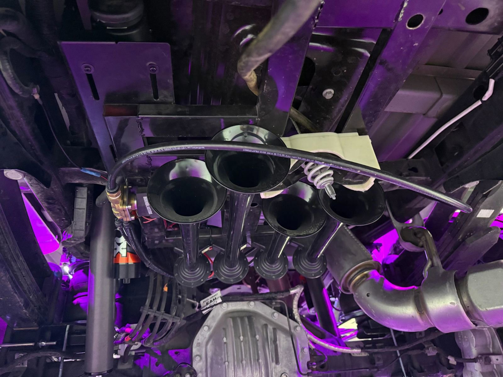 Used 2024 Ford F450 Limited w/ FX4 Off-Road Package image 32