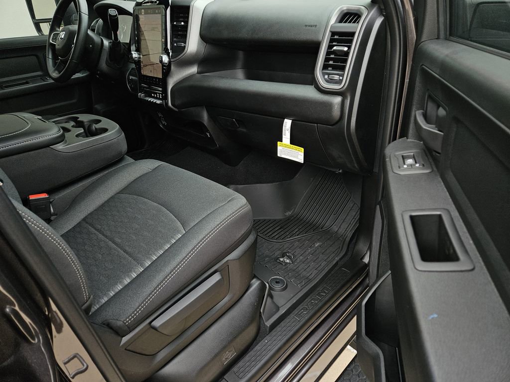 New 2026 RAM 2500 Tradesman AWD/4WD image 7