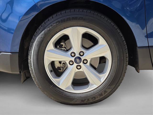 Used 2020 Ford Edge SE FWD image 7
