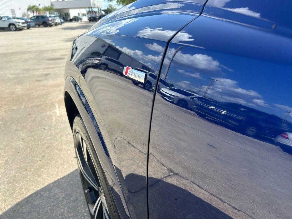 Used 2023 Audi Q3 2.0T Premium Plus w/ Premium Plus Package image 28