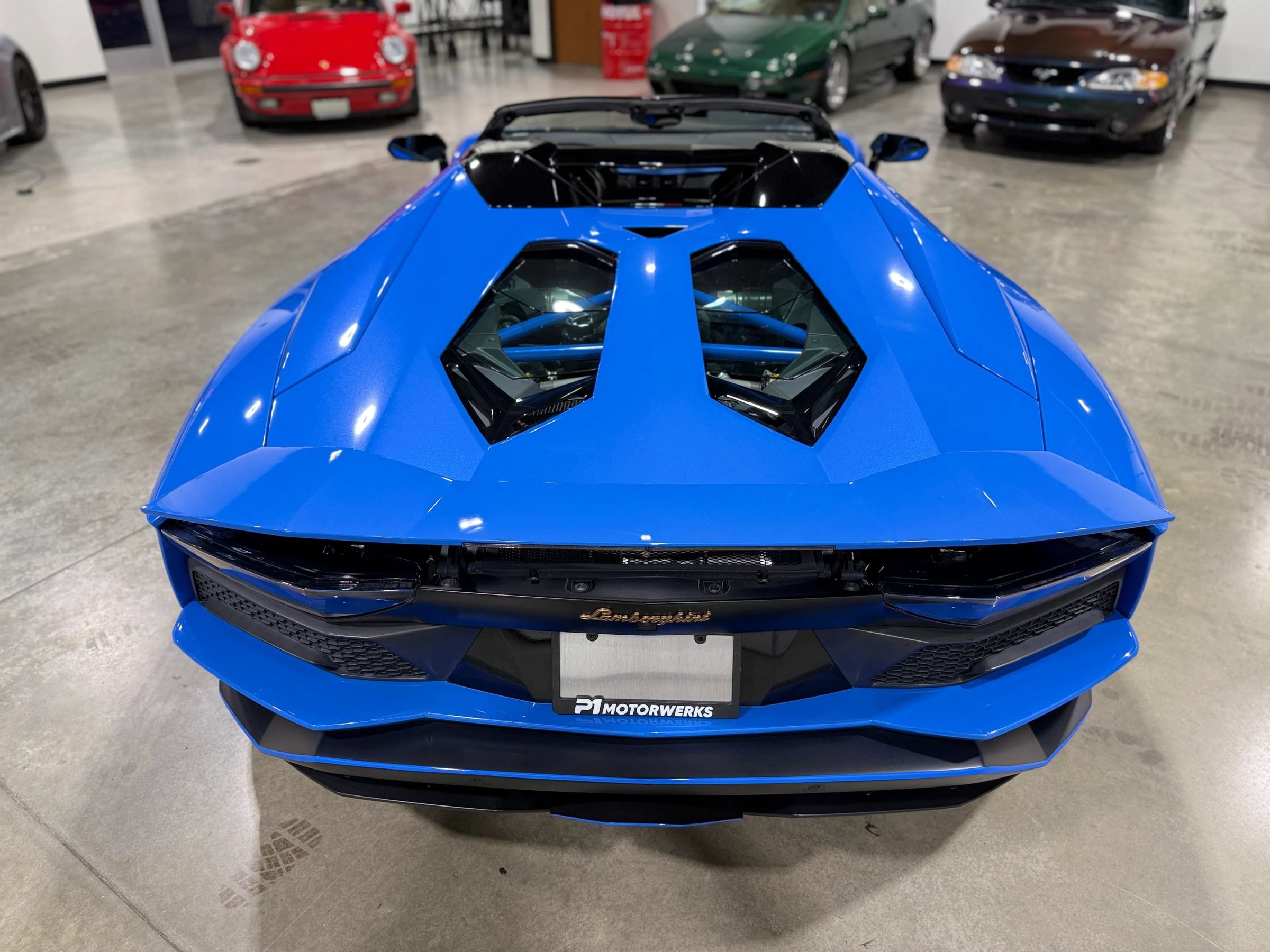 Used 2018 Lamborghini Aventador S AWD/4WD image 16
