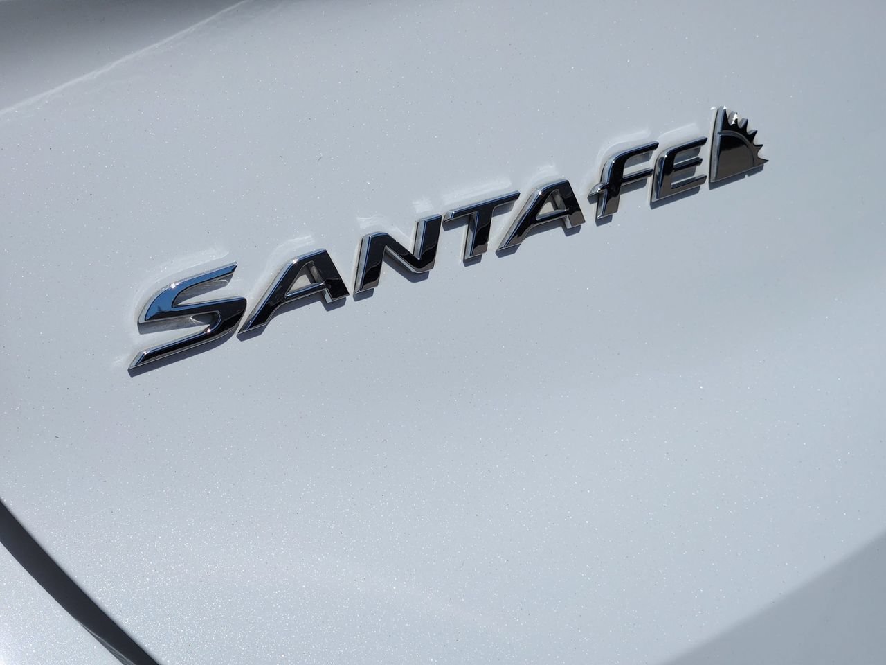 Used 2023 Hyundai Santa Fe SEL FWD image 8