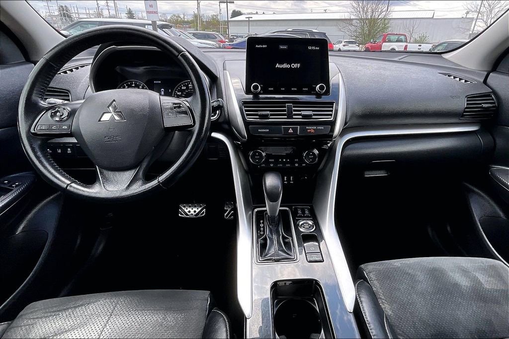 Used 2022 Mitsubishi Eclipse Cross SE image 14