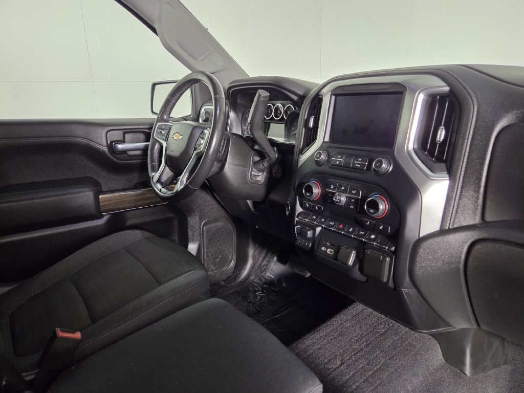 Used 2020 Chevrolet Silverado 1500 LT w/ Convenience Package RWD image 32