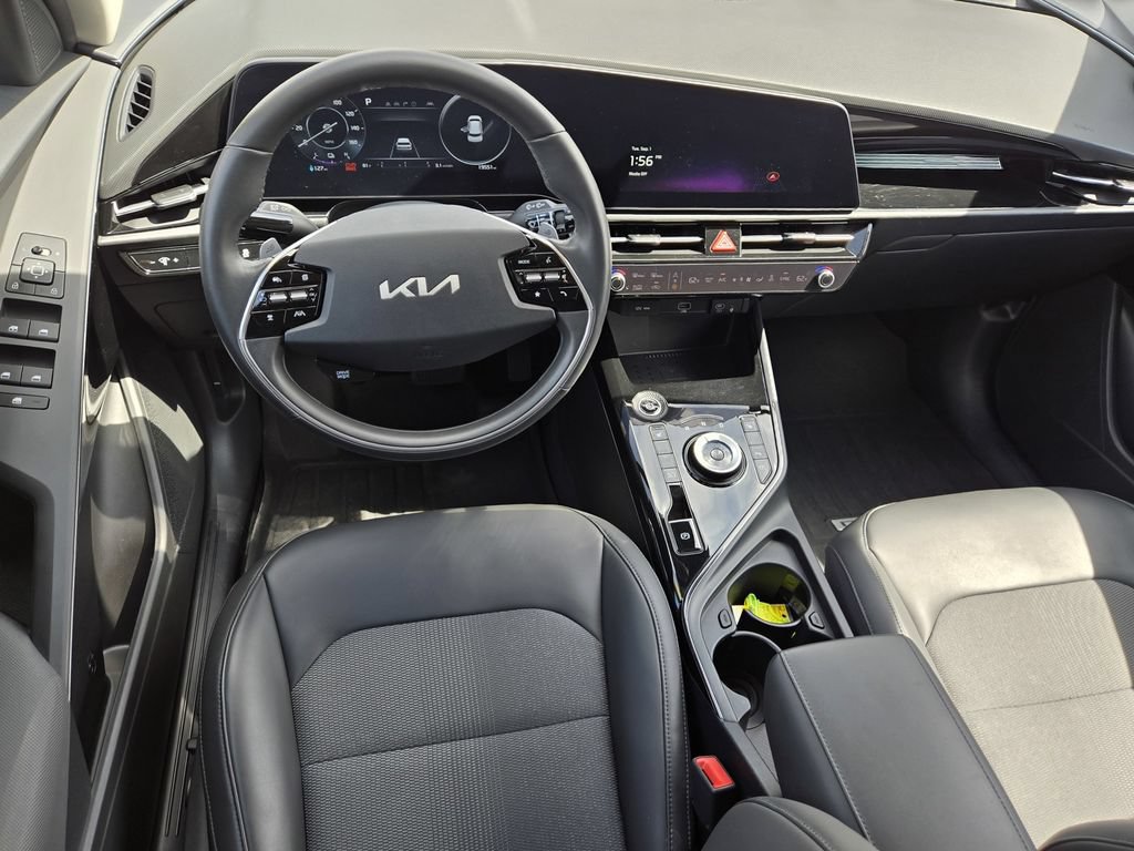Used 2024 Kia Niro Wind FWD image 11