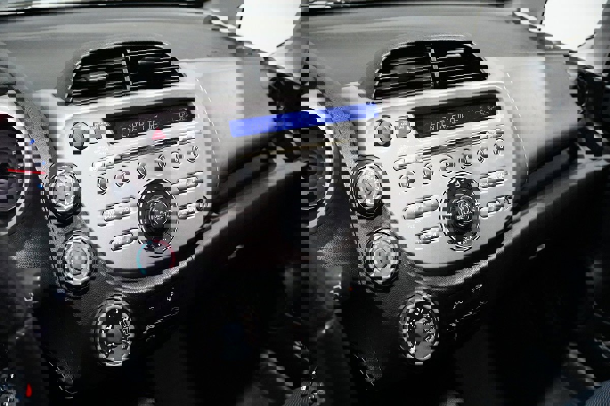 Used 2010 Honda Fit Sport image 14