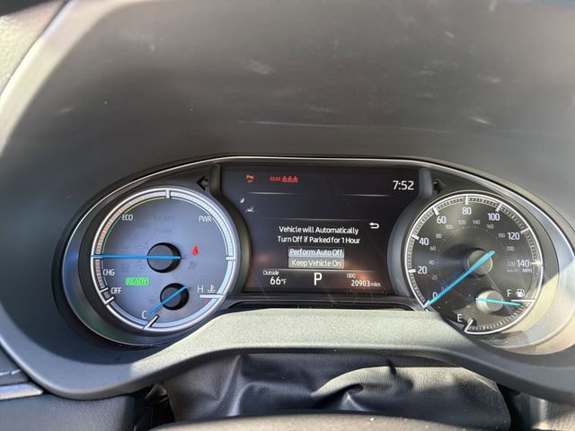 Certified 2024 Toyota Venza XLE image 12