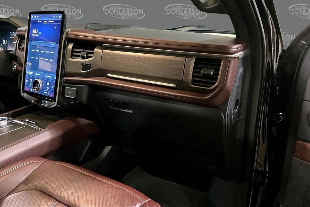 Certified 2022 Ford Expedition Limited image 30
