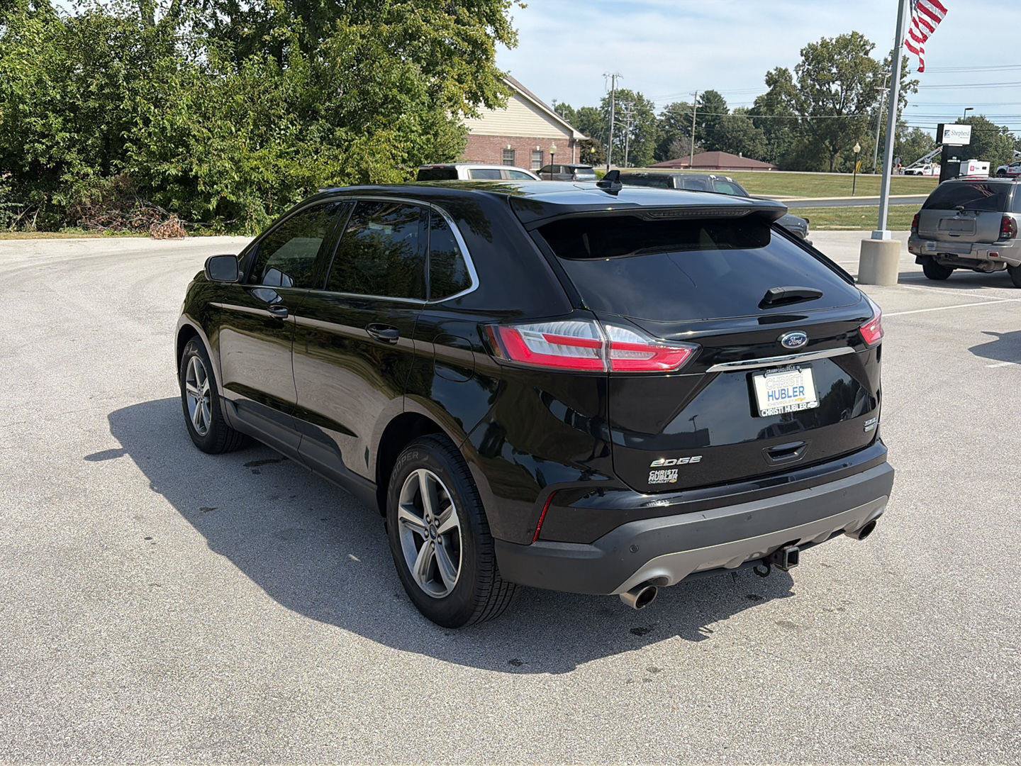 Used 2019 Ford Edge SEL w/ Equipment Group 201A AWD/4WD image 3