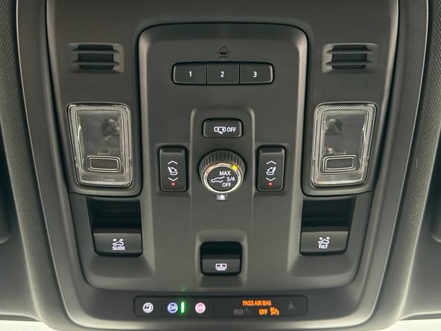 Used 2023 Chevrolet Tahoe LT w/ Luxury Package AWD/4WD image 32
