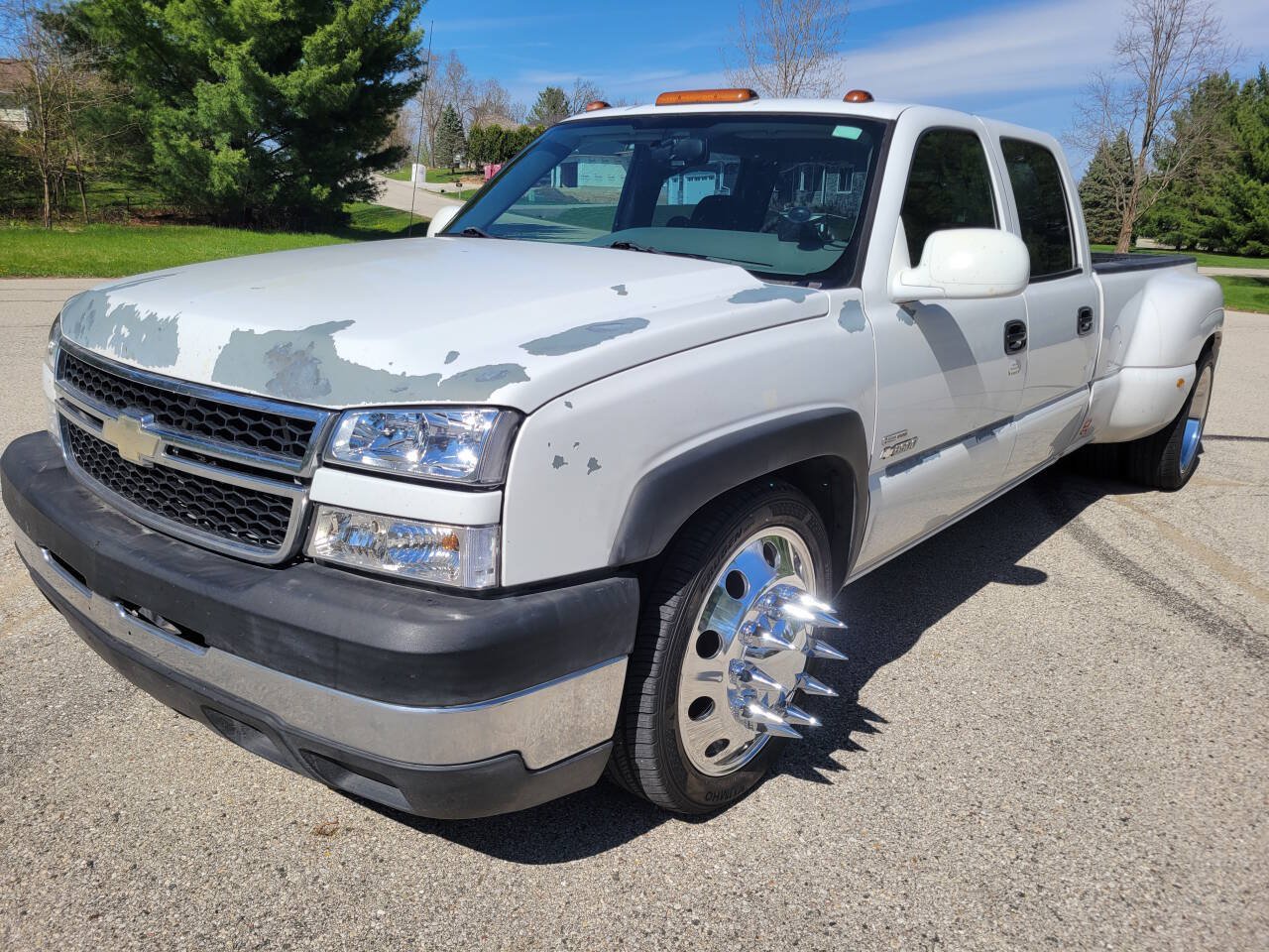 Used 2007 Chevrolet Silverado 3500 2WD Crew Cab w/ Heavy-Duty Power Package image 34