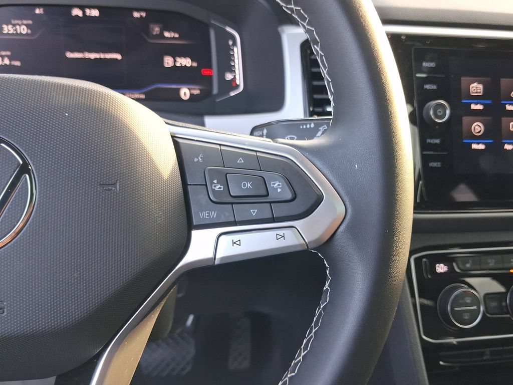 Certified 2023 Volkswagen Atlas Cross Sport SE w/ Panoramic Sunroof Package FWD image 21