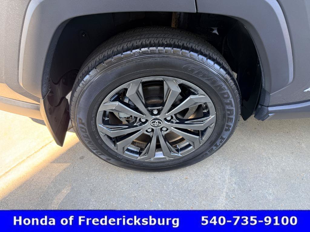 Used 2023 Toyota RAV4 Limited AWD/4WD image 11